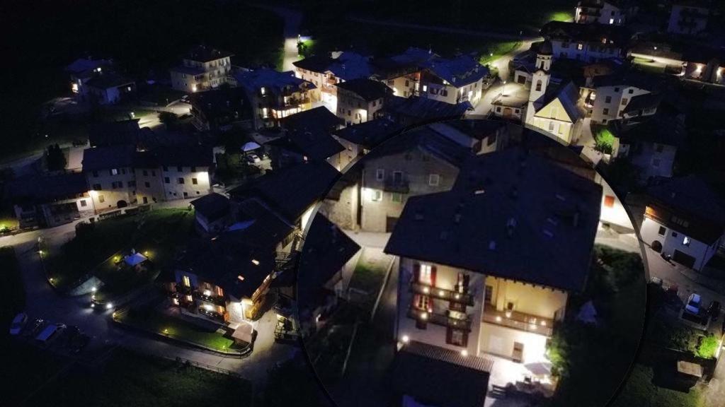 Appartamenti Sissi Commezzadura Exterior foto