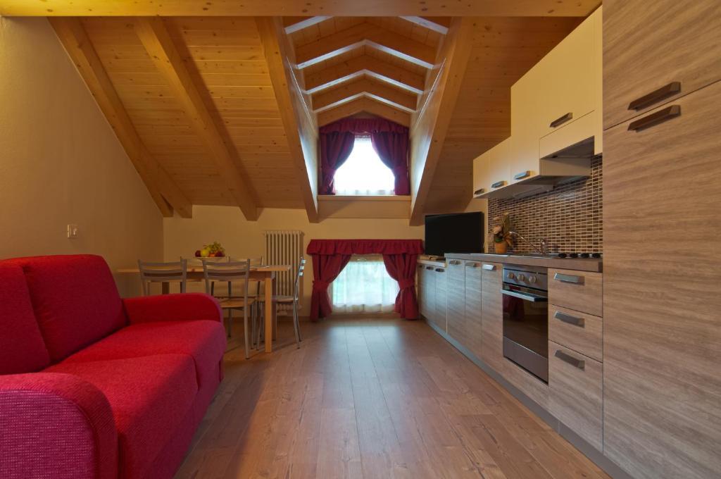 Appartamenti Sissi Commezzadura Zimmer foto